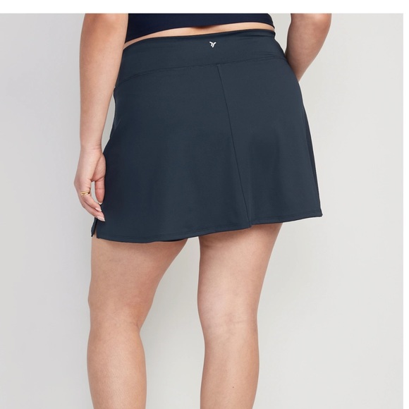 NWY OLD NAVY  Extra High-Waisted PowerSoft Skort Color: In The Navy - Picture 6 of 7